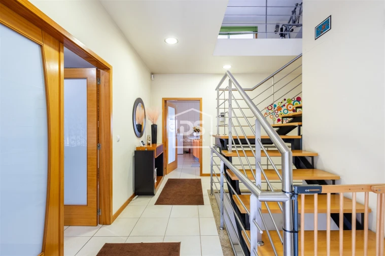 Moradia T3 para Venda em São Martinho de Sardoura Foto 12