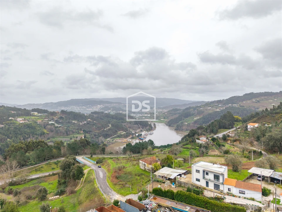 Moradia T3 para Venda em São Martinho de Sardoura Foto 6