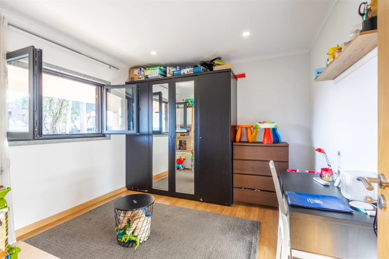 Moradia T3 para Venda em Parada de Todeia Foto 11