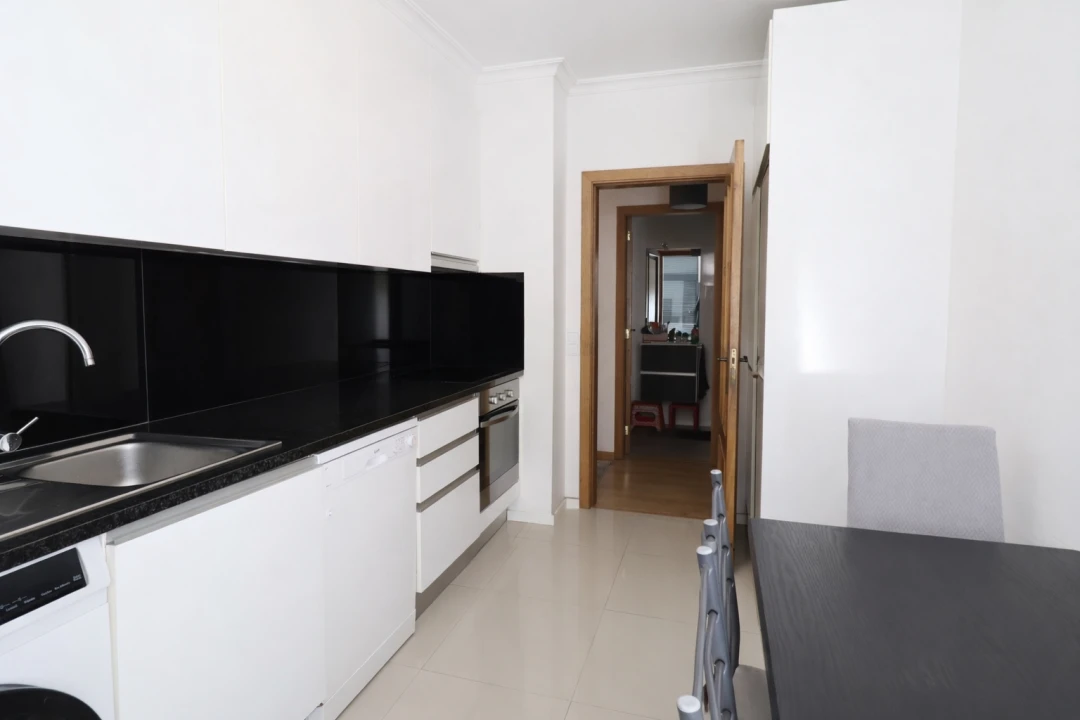 Apartamento T3 para Venda em Vila Nova de Famalicão e Calendário Foto 7