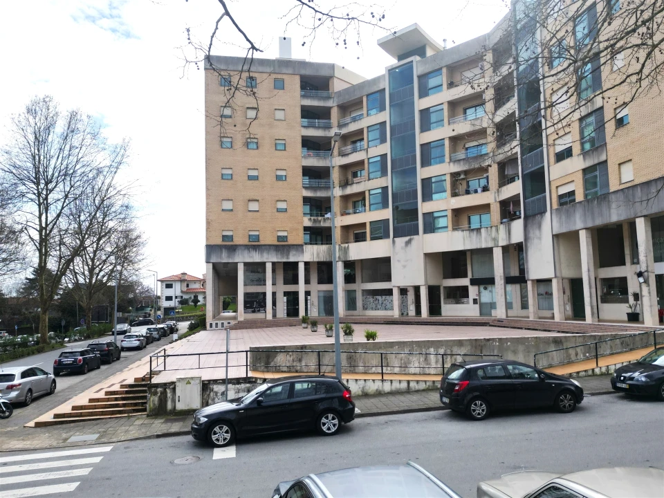 Apartamento T3 para Venda em Vila Nova de Famalicão e Calendário Foto 1