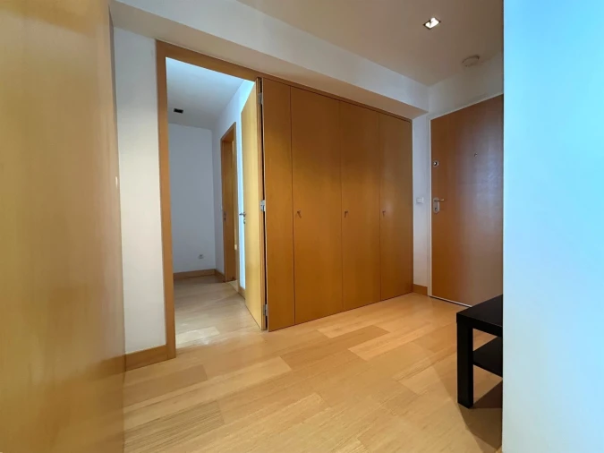 Apartamento T1 para Arrendamento em São Mamede de Infesta e Senhora da Hora Foto 11