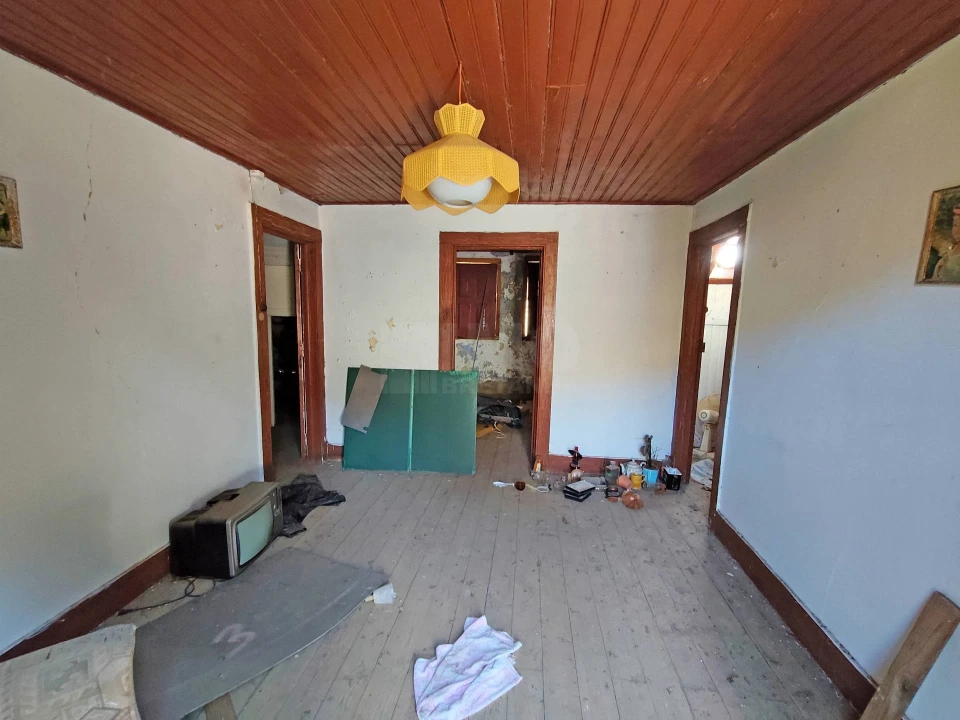 Moradia T6 para Venda em Cantar-Galo e Vila do Carvalho Foto 29