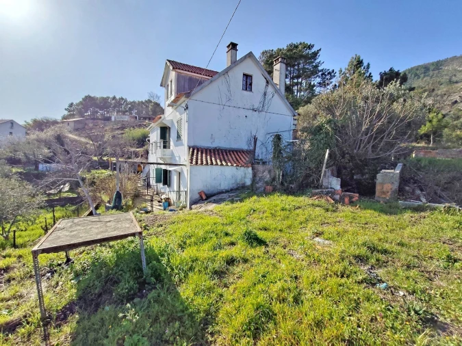 Moradia T6 para Venda em Cantar-Galo e Vila do Carvalho Foto 21