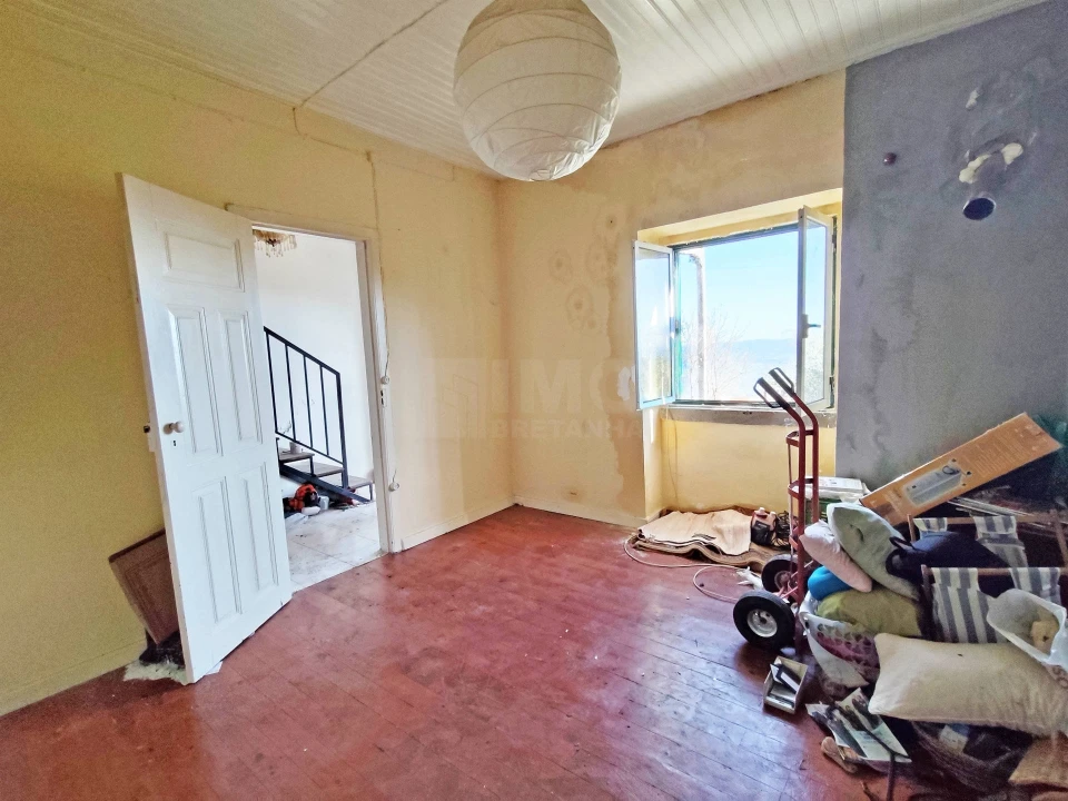 Moradia T6 para Venda em Cantar-Galo e Vila do Carvalho Foto 16