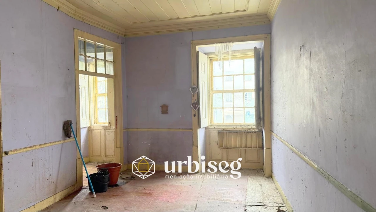 Prédio para Venda em Buarcos Foto 16