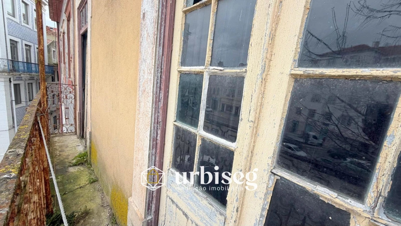 Prédio para Venda em Buarcos Foto 11