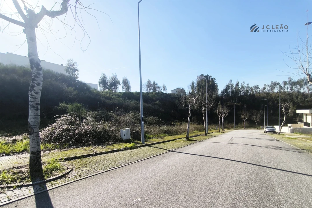 Terreno para Venda em Paredes Foto 4