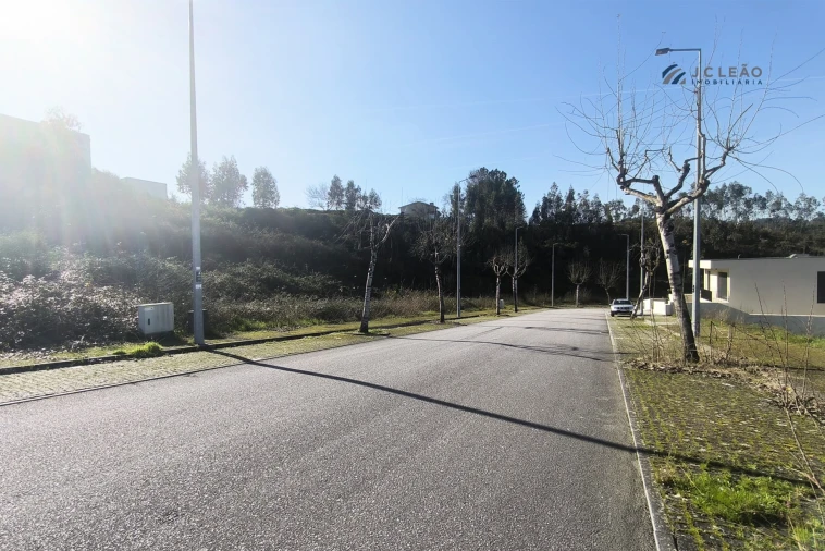 Terreno para Venda em Paredes Foto 6