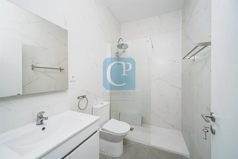 Prédio para Venda em São Mamede de Infesta e Senhora da Hora Foto 24