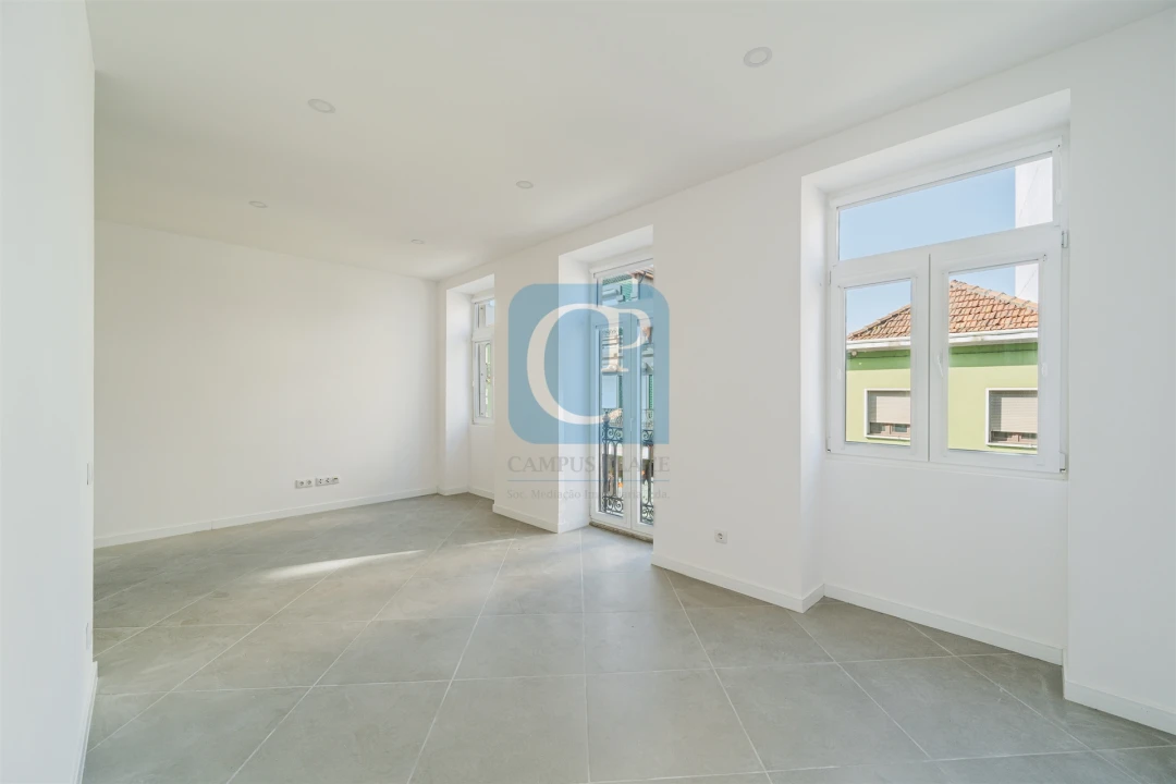 Prédio para Venda em São Mamede de Infesta e Senhora da Hora Foto 26