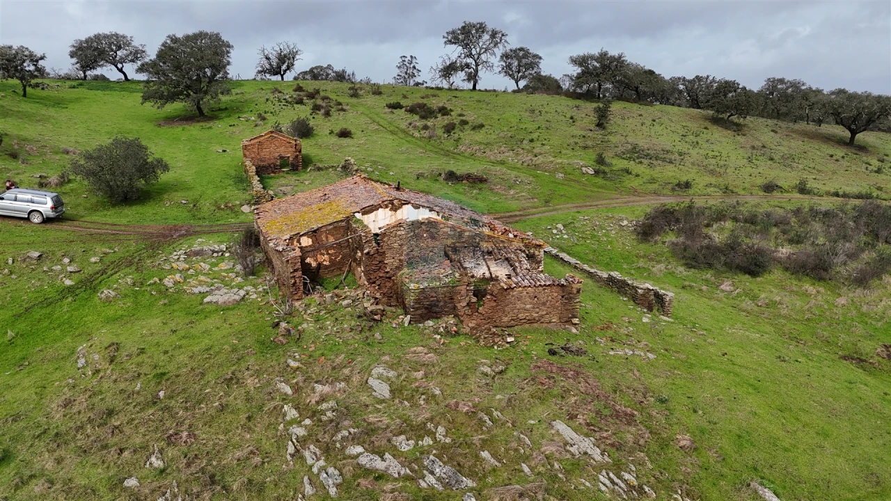 Quinta T4 para Venda em Ourique Foto 31