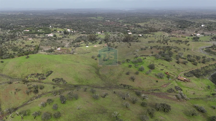 Quinta T4 para Venda em Ourique Foto 24