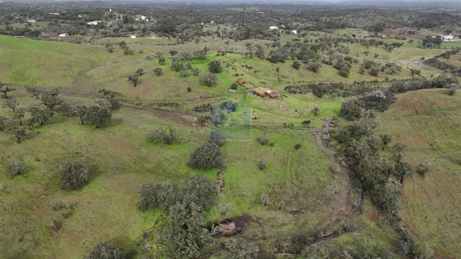 Quinta T4 para Venda em Ourique Foto 30