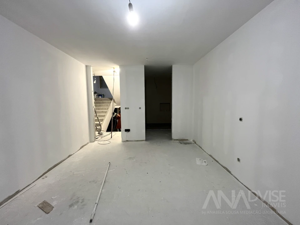 Moradia T4 para Venda em Repeses e São Salvador Foto 21