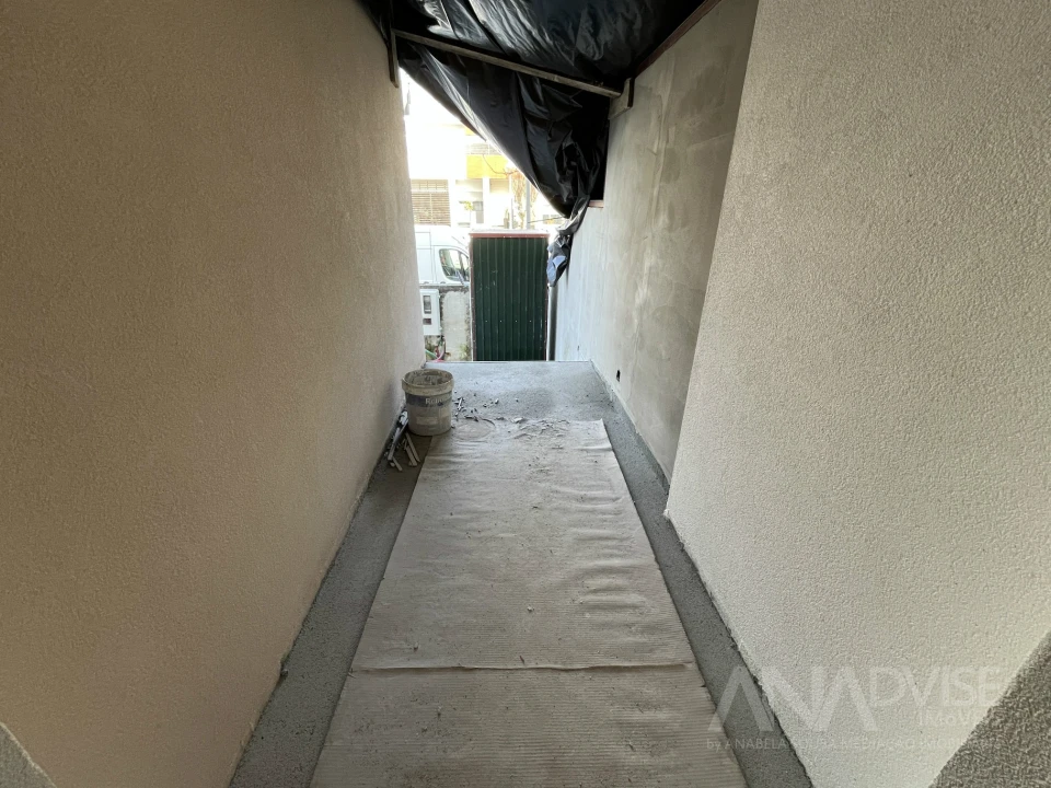 Moradia T4 para Venda em Repeses e São Salvador Foto 32