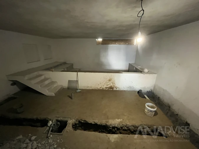 Moradia T4 para Venda em Repeses e São Salvador Foto 35