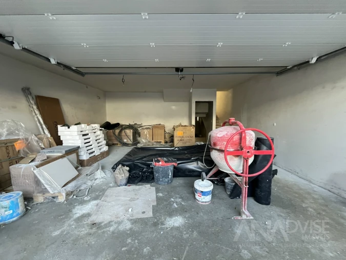 Moradia T4 para Venda em Repeses e São Salvador Foto 36