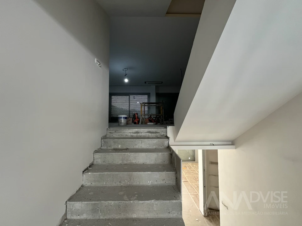 Moradia T4 para Venda em Repeses e São Salvador Foto 30