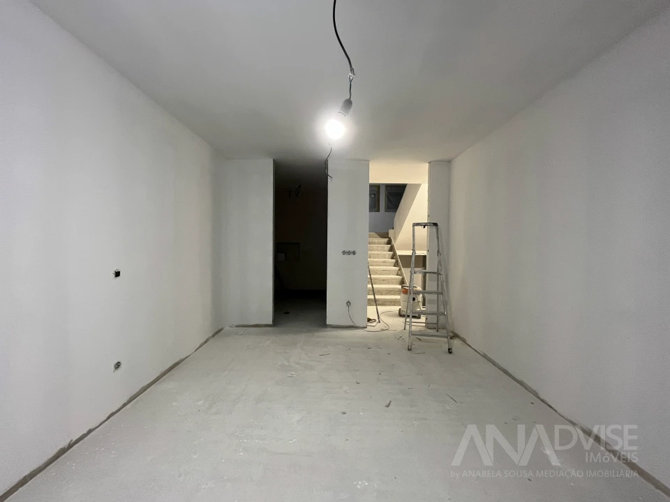 Moradia T4 para Venda em Repeses e São Salvador Foto 8