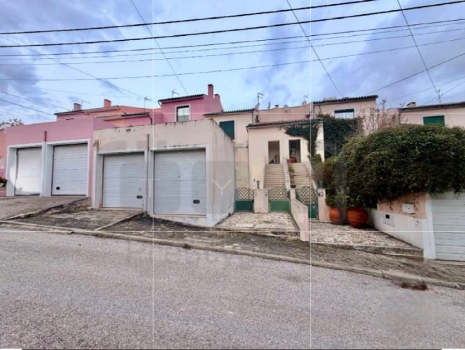 Moradia T3 para Venda em São João Baptista e Santa Maria dos Olivais Foto 16