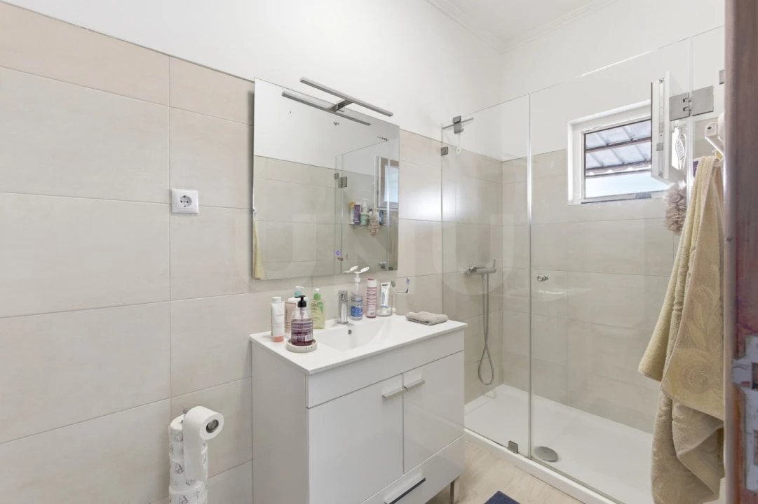 Moradia T3 para Venda em Santa Maria, São Pedro e Matacães Foto 4