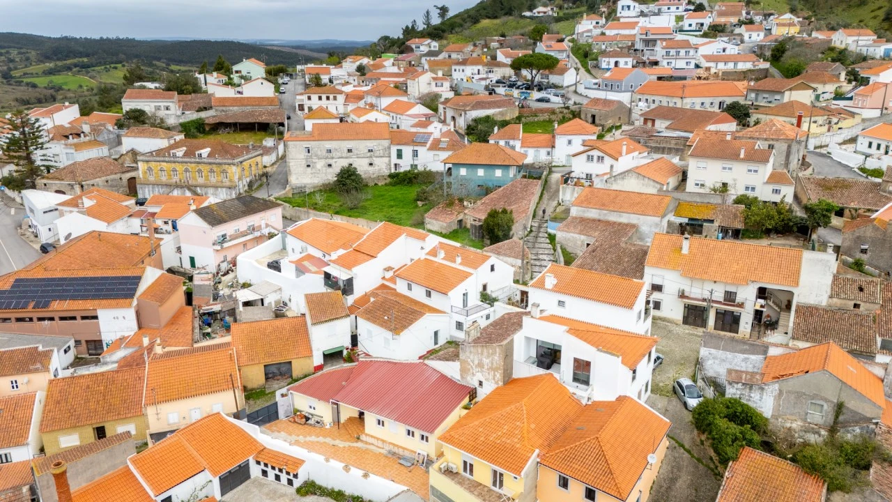 Moradia T3 para Venda em Santa Maria, São Pedro e Matacães Foto 36