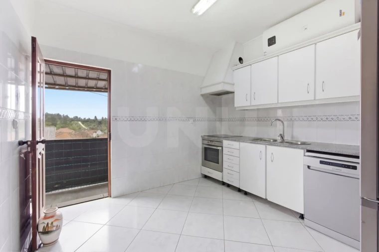 Moradia T3 para Venda em Santa Maria, São Pedro e Matacães Foto 2