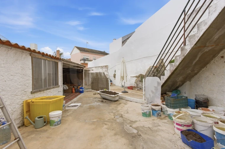 Moradia T3 para Venda em Santa Maria, São Pedro e Matacães Foto 26