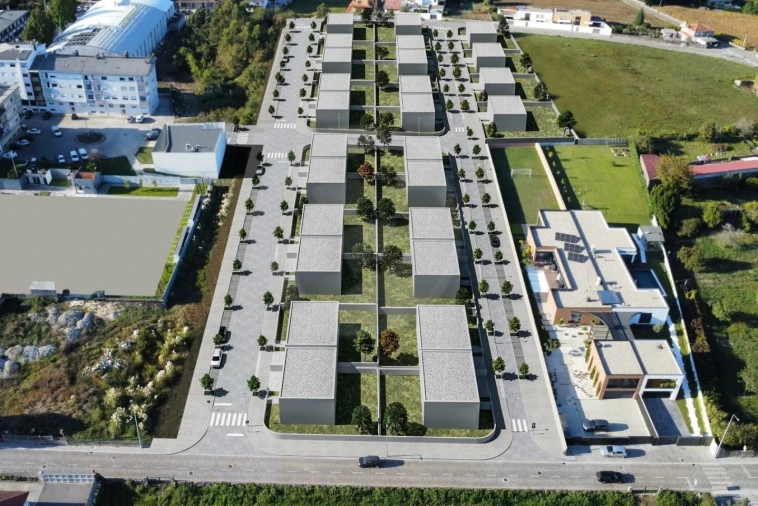 Terreno para Venda em Castêlo da Maia Foto 1