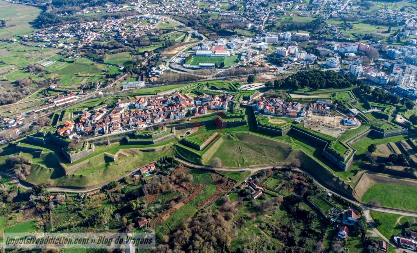 Moradia T7 para Venda em Valença, Cristelo Covo e Arão Foto 2