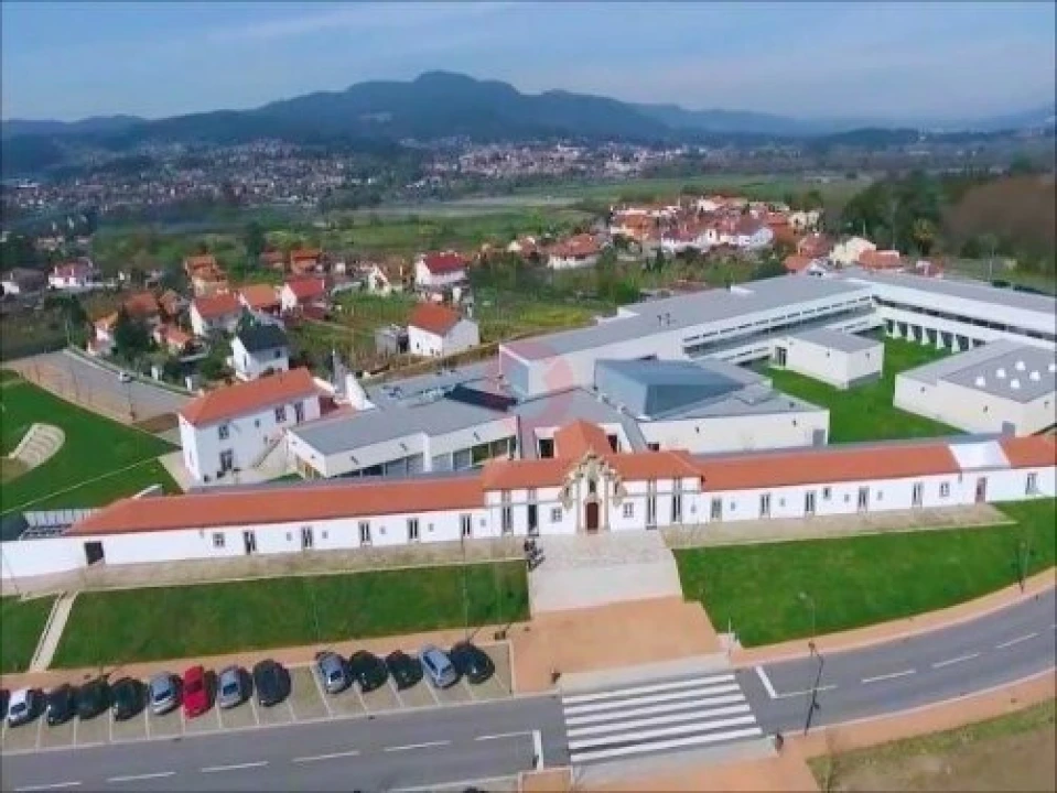 Moradia T7 para Venda em Valença, Cristelo Covo e Arão Foto 3