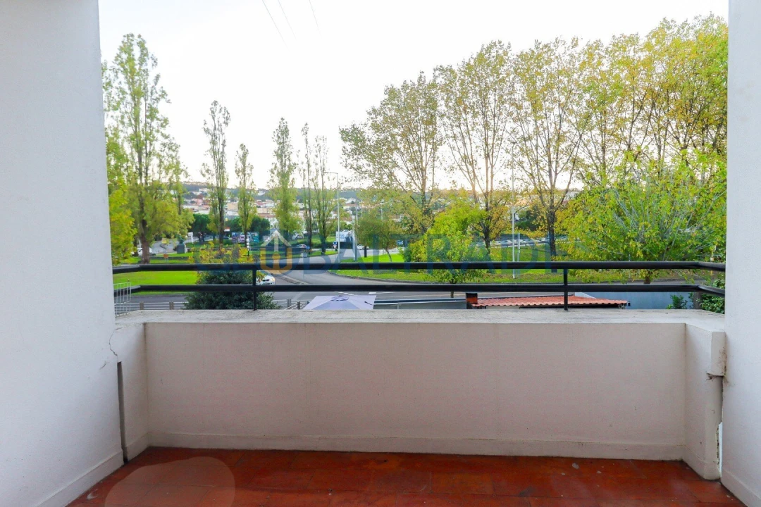 Moradia T3 para Venda em Valongo Foto 11