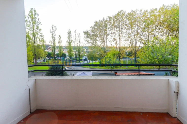 Moradia T3 para Venda em Valongo Foto 11