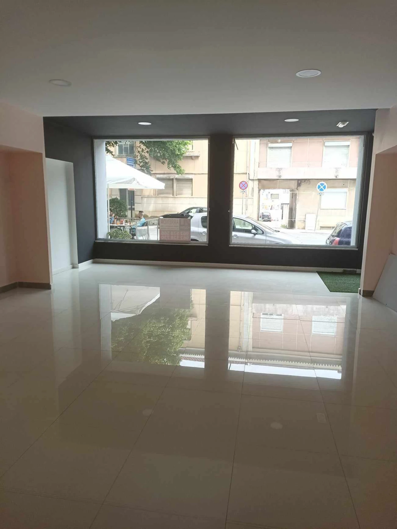 Loja para Arrendamento em São João Baptista e Santa Maria dos Olivais Foto 5