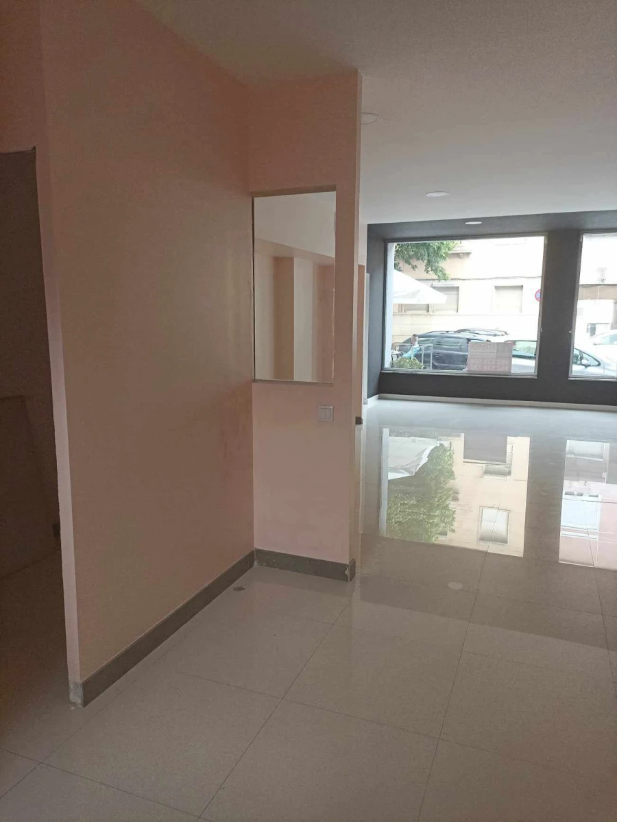 Loja para Arrendamento em São João Baptista e Santa Maria dos Olivais Foto 6