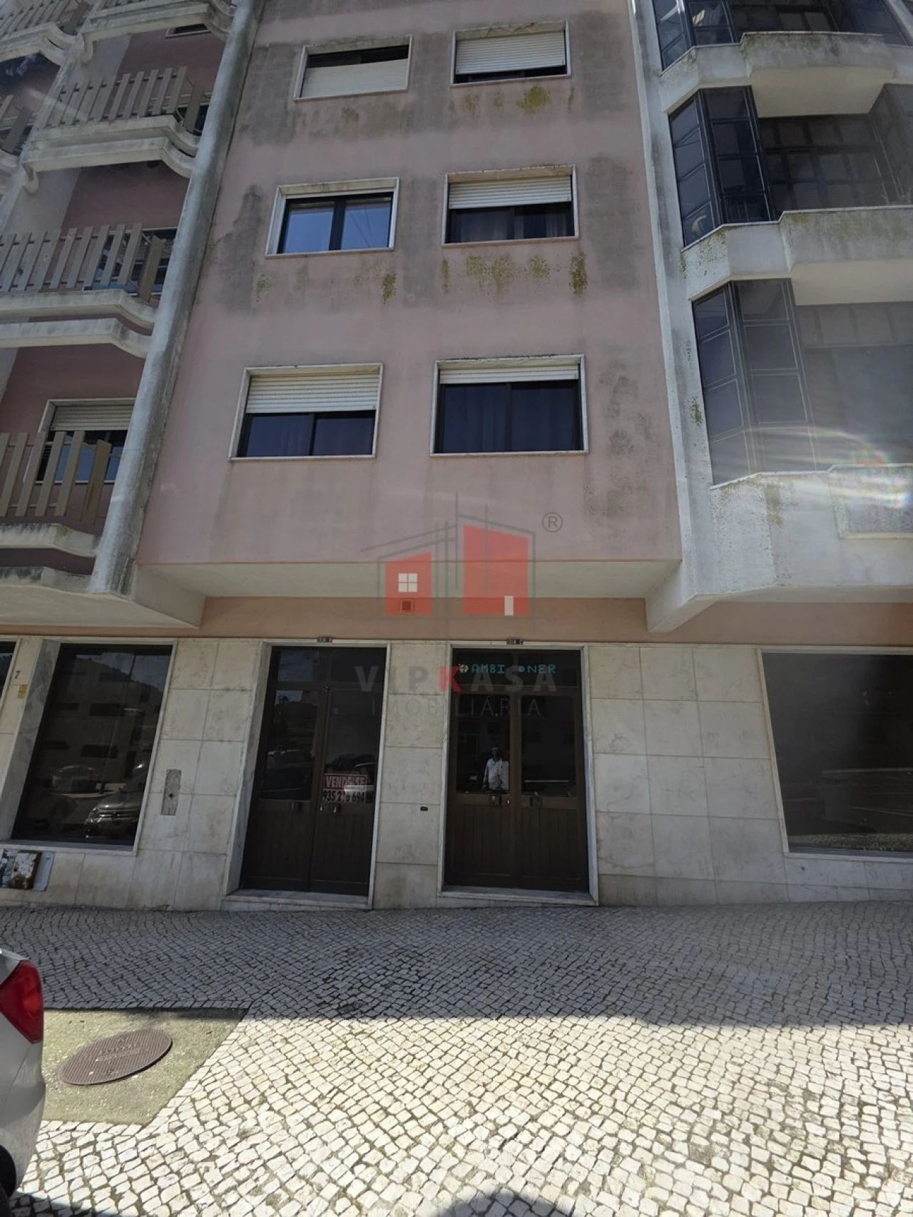 Loja para Venda em Cacém e São Marcos Foto 1