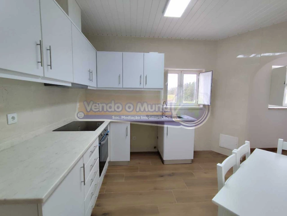 Moradia T2 para Venda em Coruche, Fajarda e Erra Foto 5