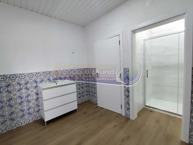 Moradia T2 para Venda em Coruche, Fajarda e Erra Foto 15