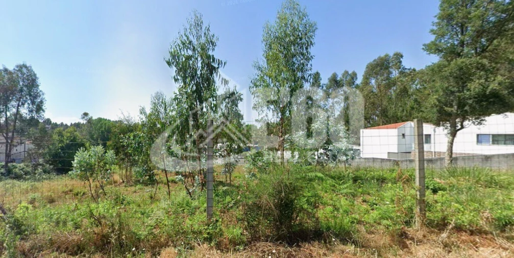 Terreno para Venda em Fiães Foto 1