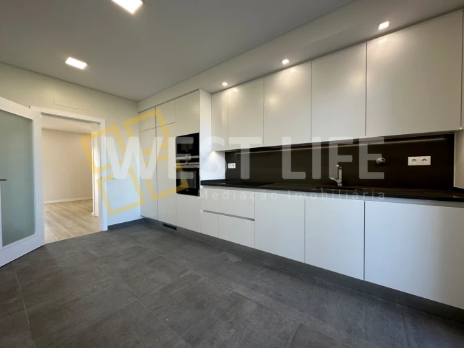 Apartamento T3 para Venda em A dos Cunhados e Maceira Foto 2