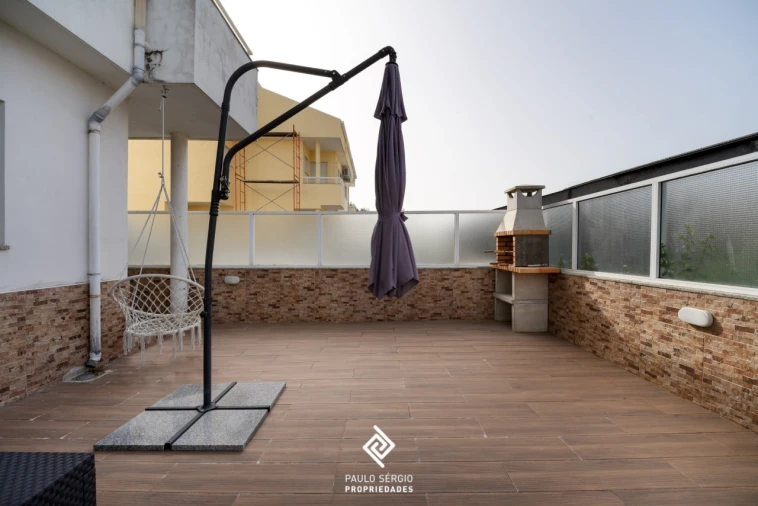 Moradia T3 para Venda em Serzedo e Perosinho Foto 5