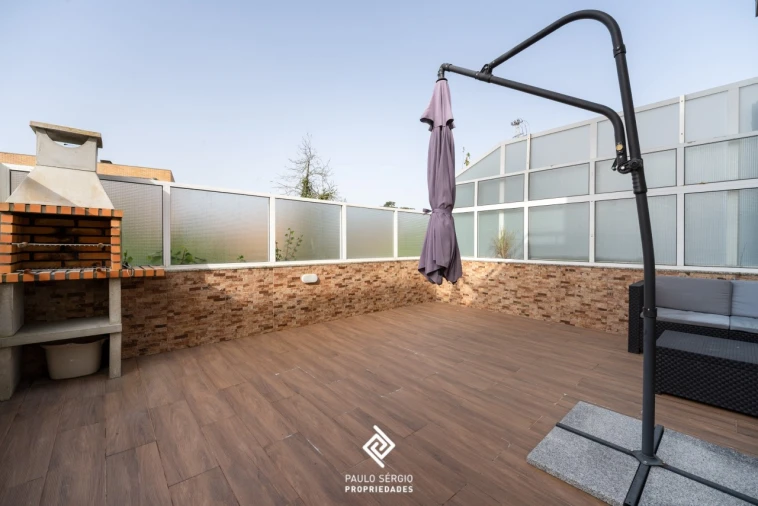 Moradia T3 para Venda em Serzedo e Perosinho Foto 6