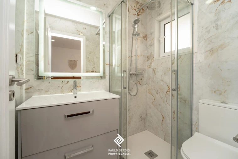 Moradia T3 para Venda em Serzedo e Perosinho Foto 14