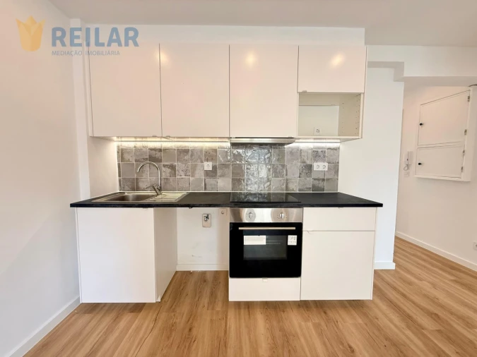 Apartamento T3 para Venda em Camarate, Unhos e Apelação Foto 10