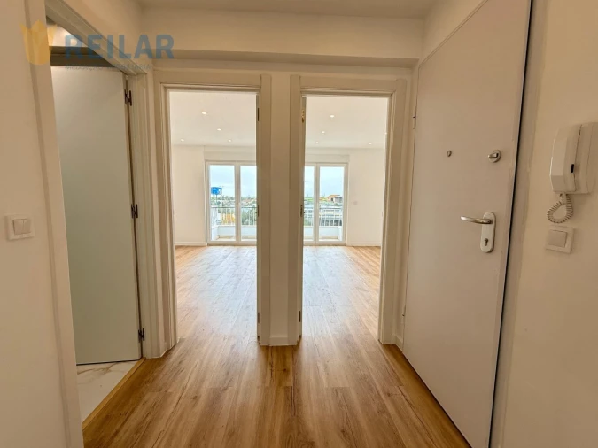 Apartamento T3 para Venda em Camarate, Unhos e Apelação Foto 35