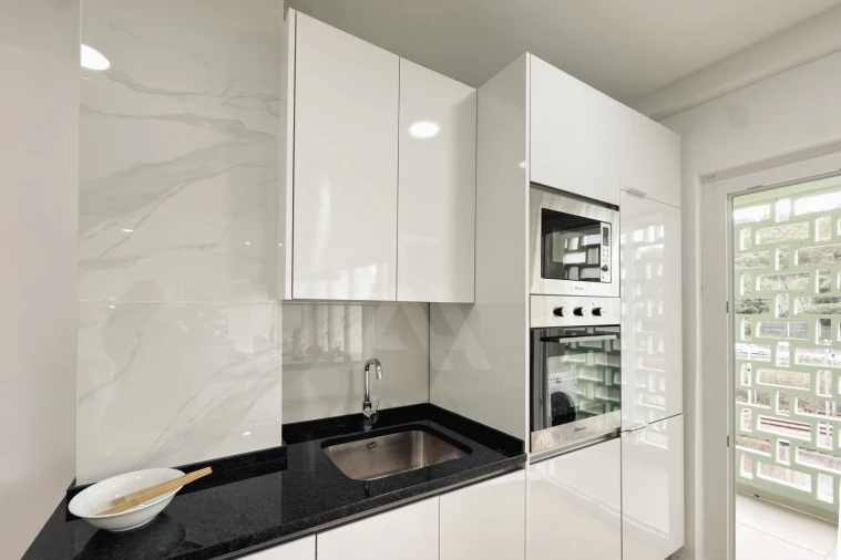 Apartamento T3 para Venda em Benfica Foto 3