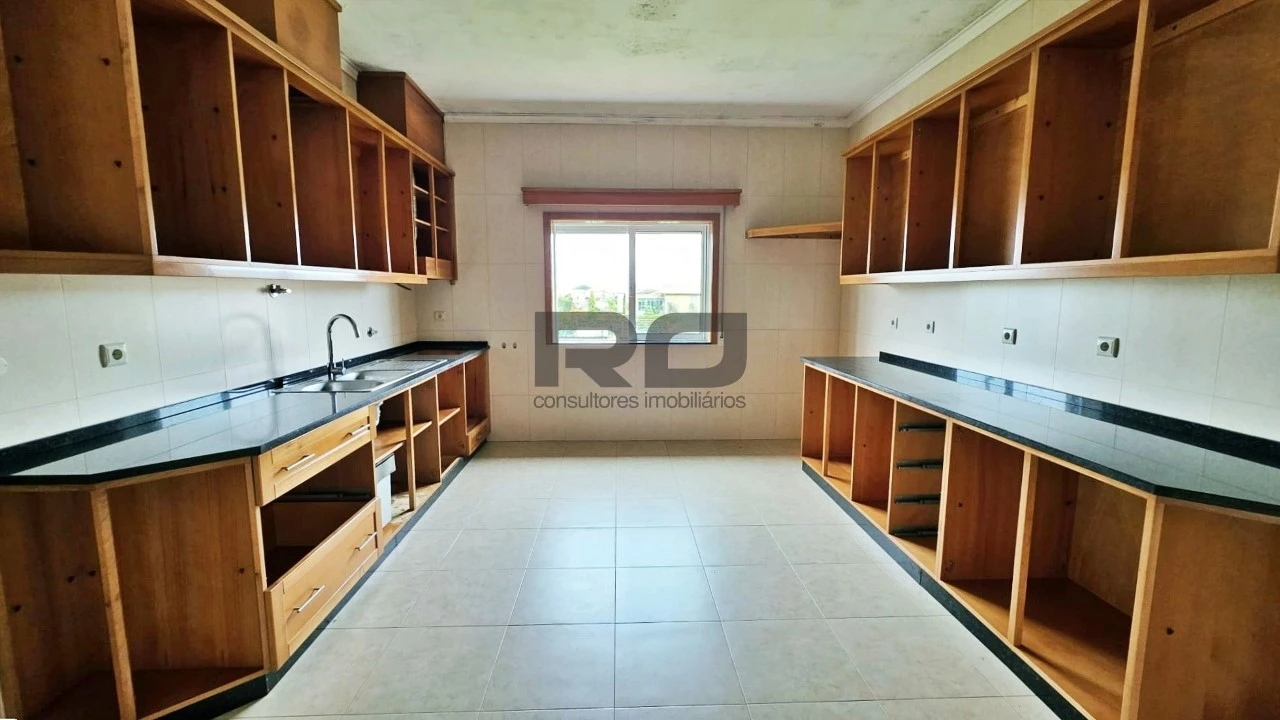 Moradia T3 para Venda em Santo Tirso, Couto (Santa Cristina e São Miguel) e Burgães Foto 9