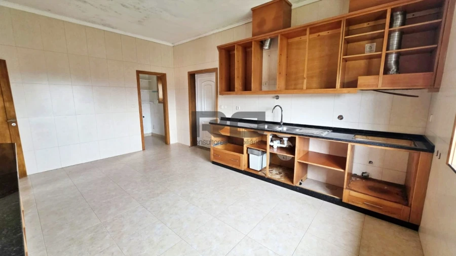 Moradia T3 para Venda em Santo Tirso, Couto (Santa Cristina e São Miguel) e Burgães Foto 10