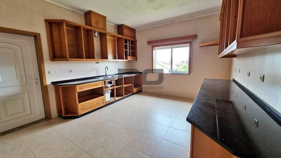 Moradia T3 para Venda em Santo Tirso, Couto (Santa Cristina e São Miguel) e Burgães Foto 11